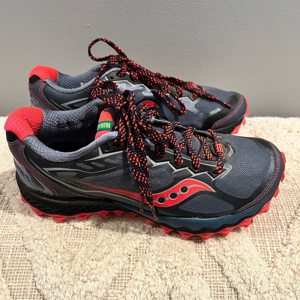 Saucony PEREGRINE 6 Everrun Sneakers Women's Running Shoes
